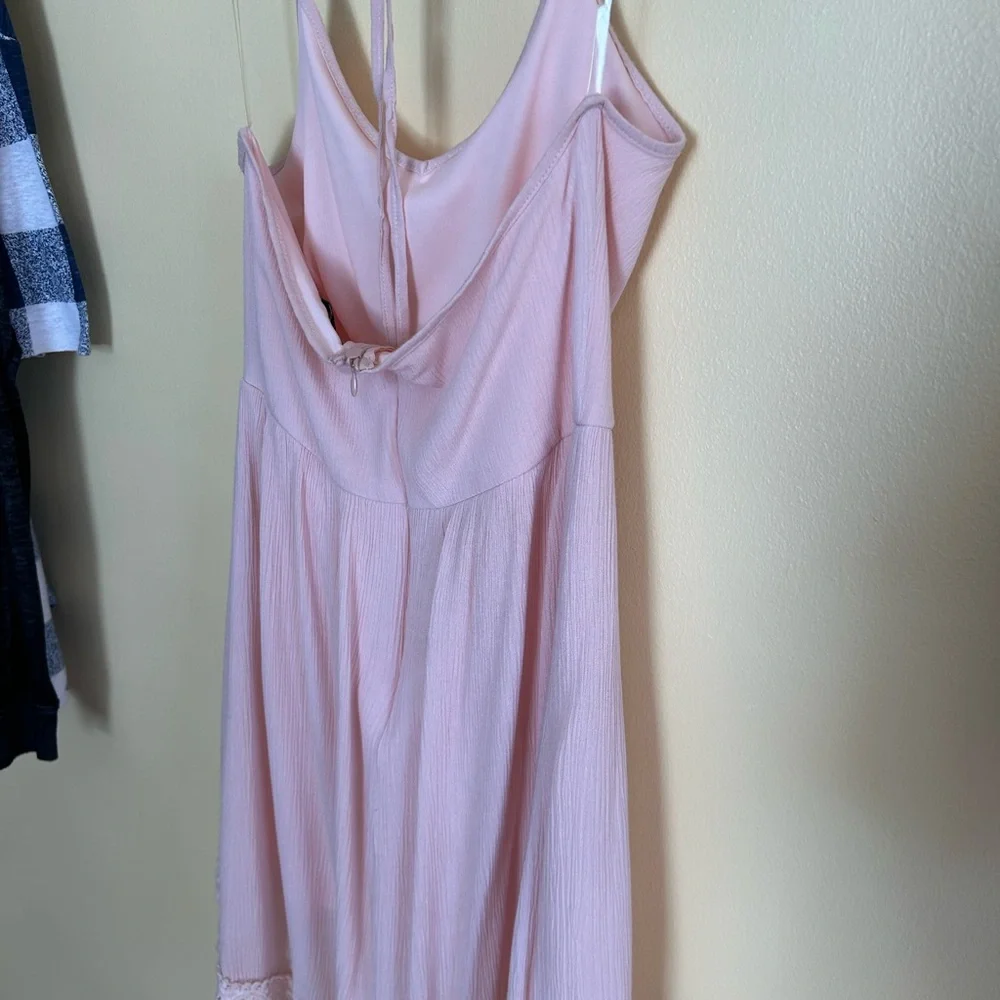 EUC Jella Couture Blush Pink Lined Crinkle Material Dress, w/Straps and Backless - Picture 6 of 16